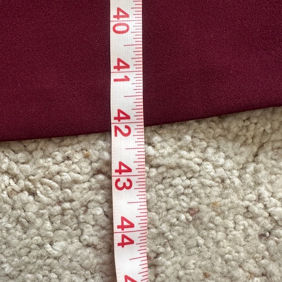 NWT Express Crew Neck Cap Sleeve Back Zipper Midi Sheath Dress size M (327) - Picture 10 of 12